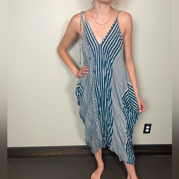 One Size Blue Striped no waist Jumpsuit with Shoulder Ties and elastic on legs - Picture 1 of 9